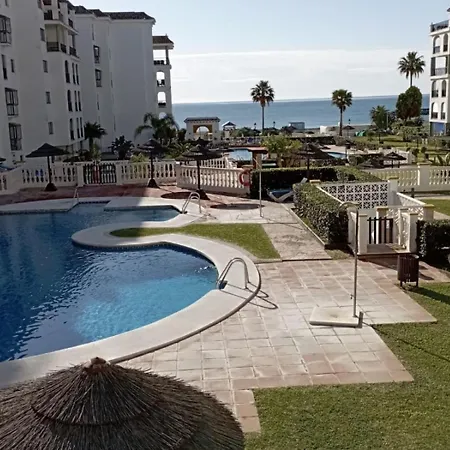 Marina Duquesa Apartment